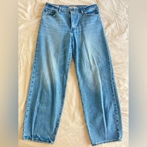 Levi’s Baggy Dad Jean in ‘Easy Days’ medium wash